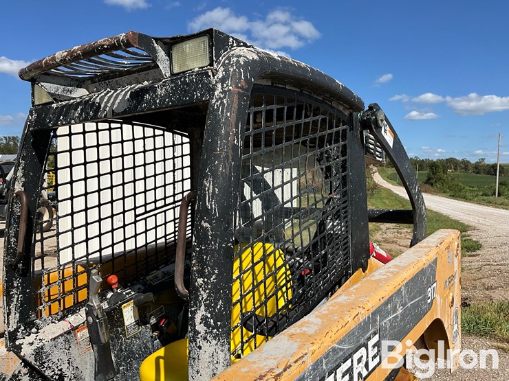 2005-john-deere-317-image-20