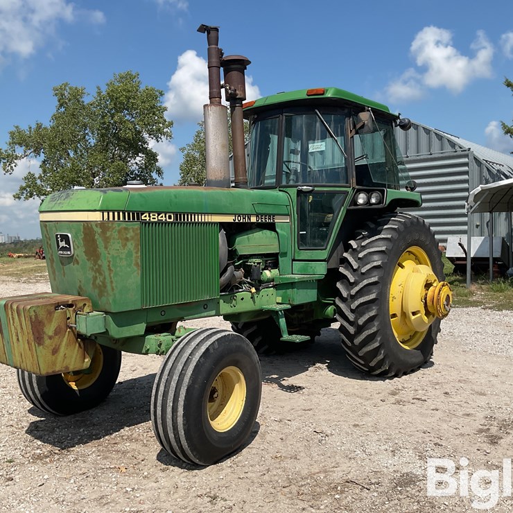 1982 JOHN DEERE 4840