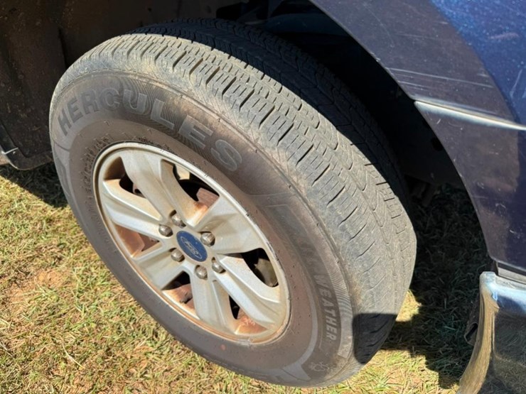 2017-ford-f150-xl-image-10