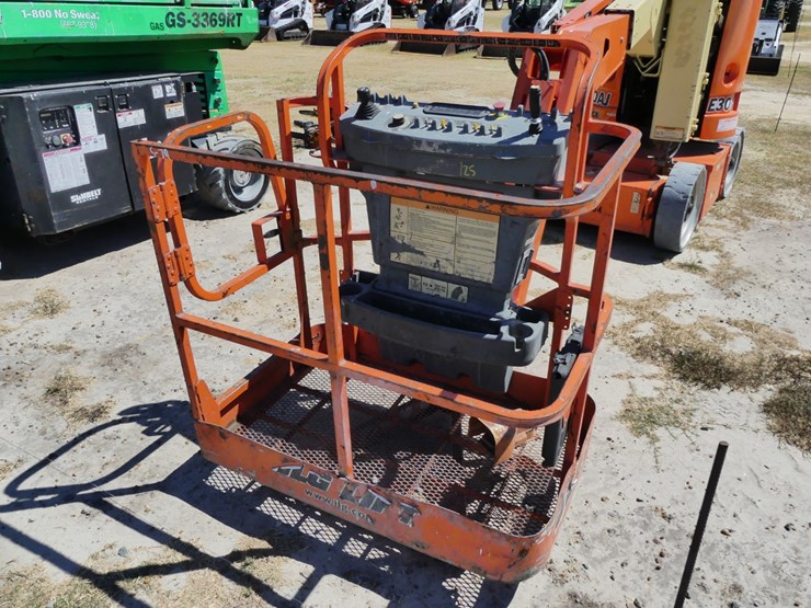 jlg-e300aj-image-9