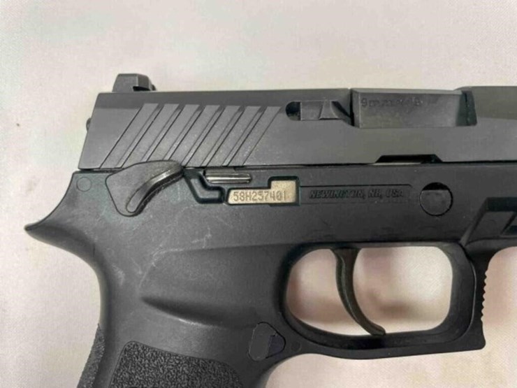 sig-sauer-9mm-pistol-image-5