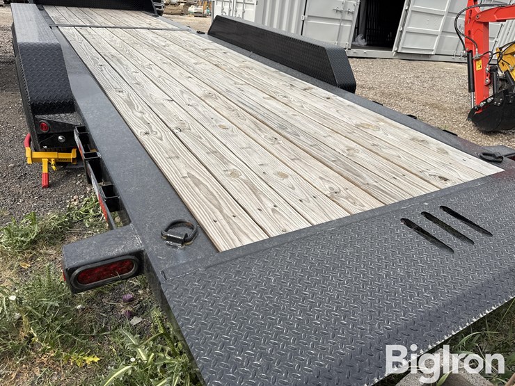 2025-load-trail-24'-tri/a-gooseneck-tilt-deck-flatbed-trailer-image-18