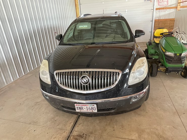 2009-buick-enclave-cxl-image-2