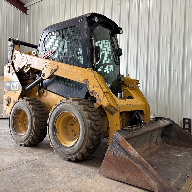 CATERPILLAR 242D