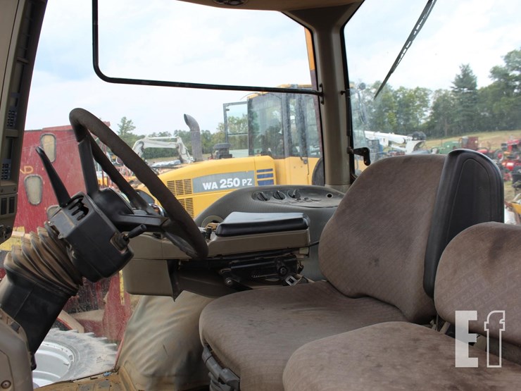 case-ih-mx220-image-8