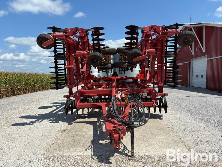 2013-kuhn-krause-8000-40-image-2