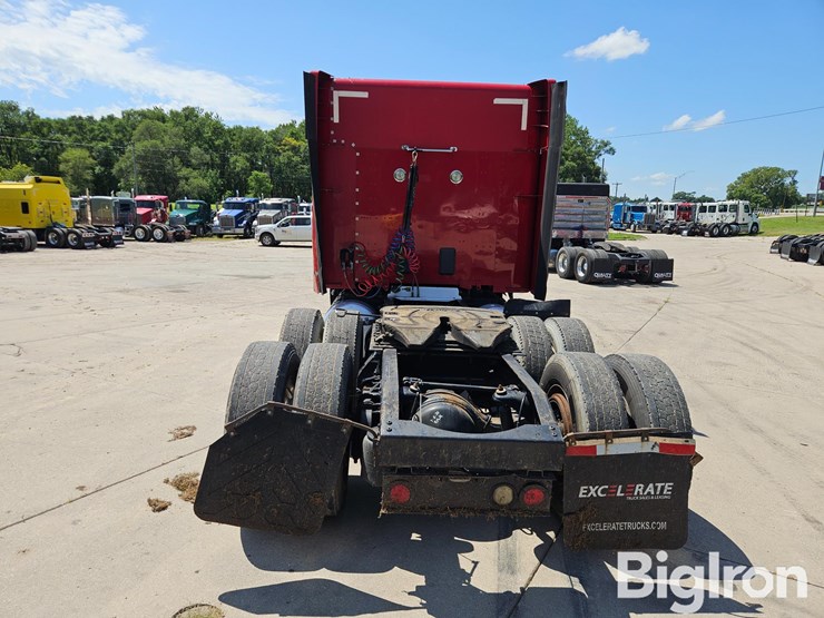 2015-peterbilt-579-image-6