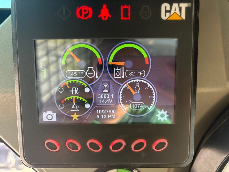 2021-caterpillar-299d3-image-14