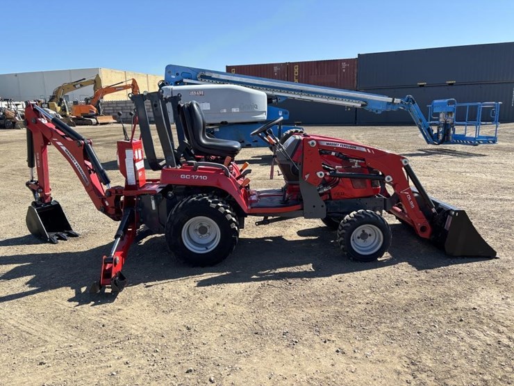 2017-massey-ferguson-gc1710-image-7