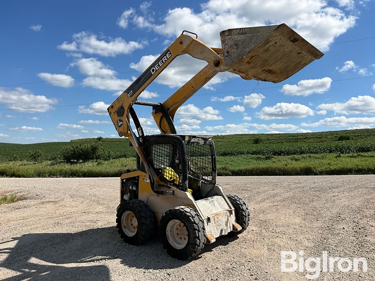 2005-john-deere-317-image-13