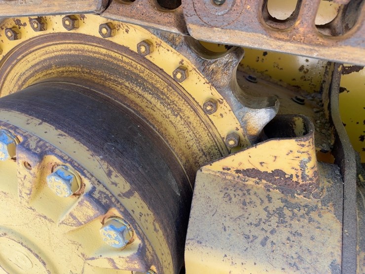 2011-caterpillar-d4k-xl-image-19