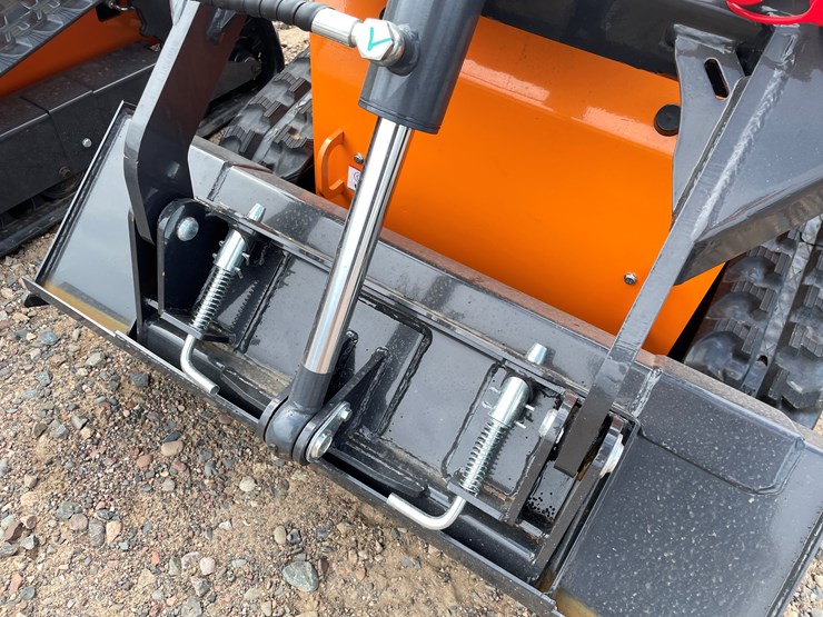#9364-•-unused-2025-landhero-mini-skid-steer-loader-image-22