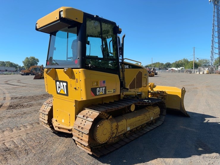 2011-caterpillar-d4k-xl-image-5