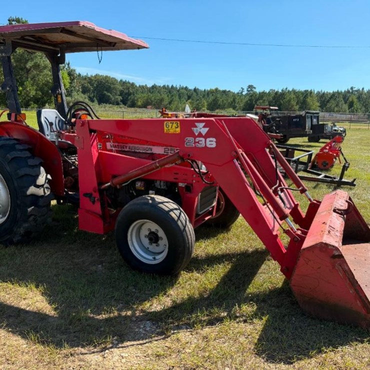 MASSEY-FERGUSON 253