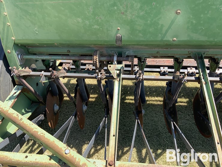 john-deere-8300-image-19