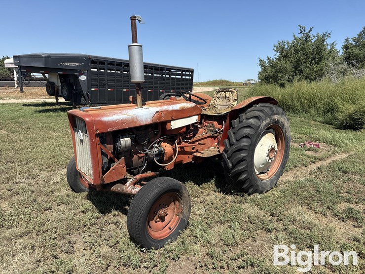1964-international-424-image-1