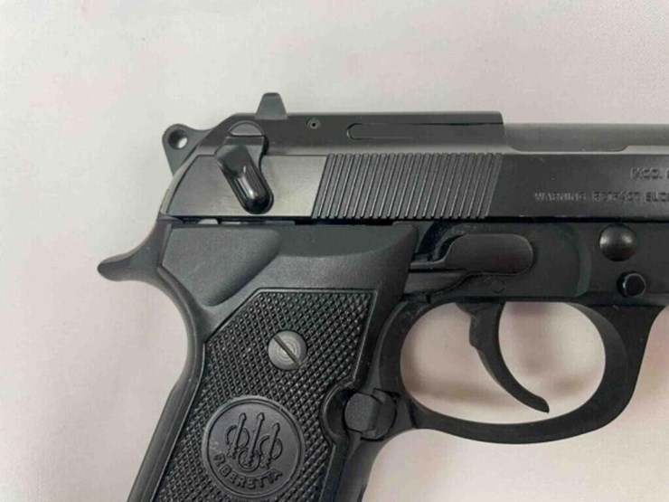 berretta-9mm-pistol-image-3