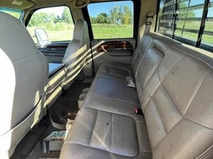 2001-ford-f350-image-19