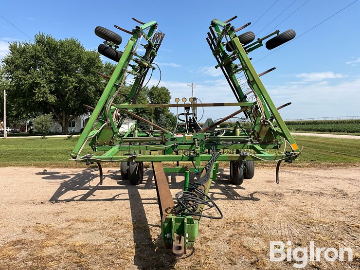 john-deere-610-image-2