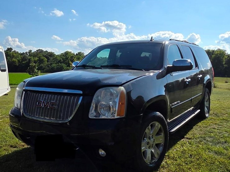 2009-gmc-yukon-xl-image-1