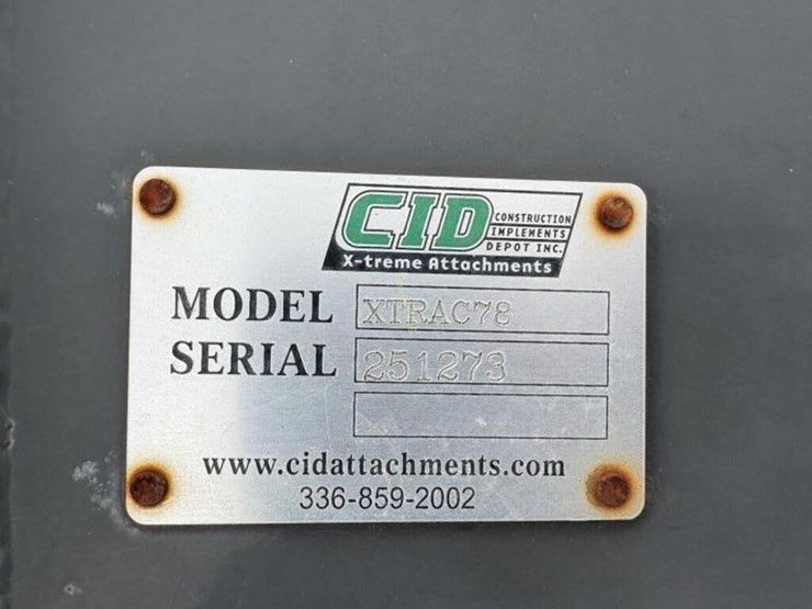 new-cid-78"-skidsteer-bucket-image-4
