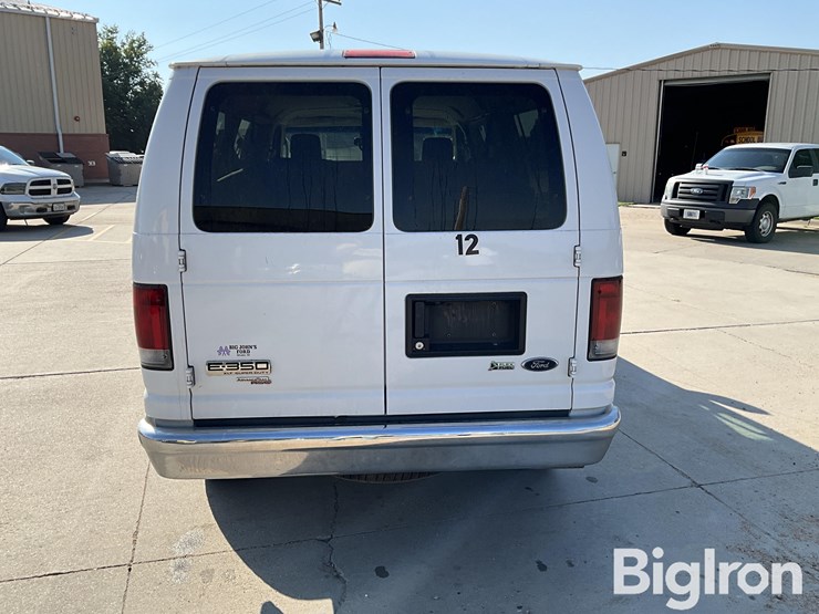 2012-ford-e350-xlt-image-6
