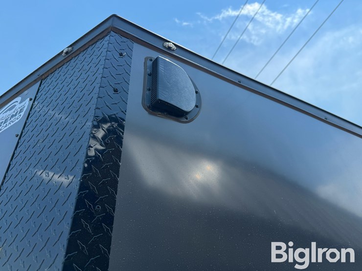 2025-giddy-up-xtreme-cargo-24'-t/a-enclosed-trailer-image-13