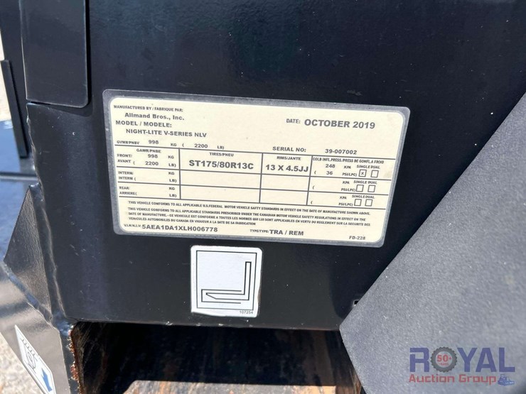 2019-allmand-bros-night-lite-v-series-image-5