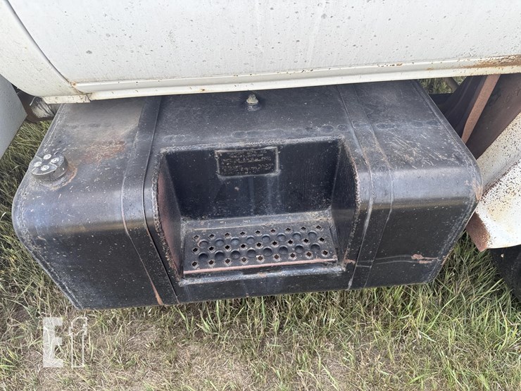 1981-gmc-7000-image-9