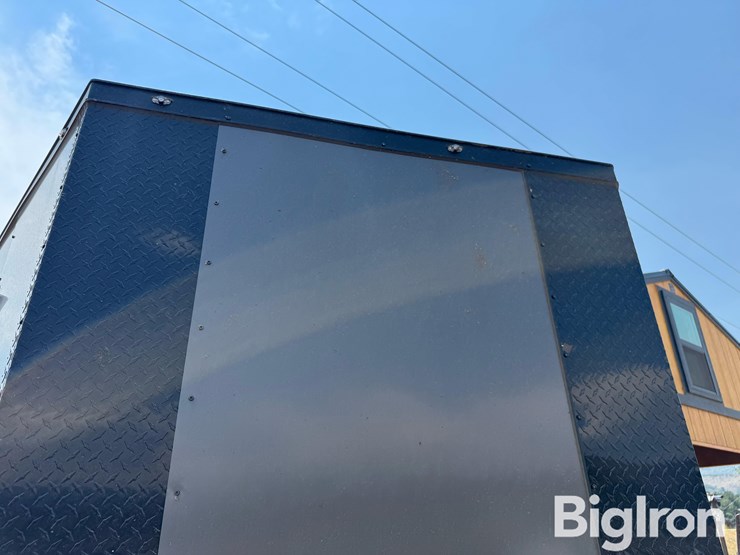 2025-giddy-up-xtreme-cargo-24'-t/a-enclosed-trailer-image-18