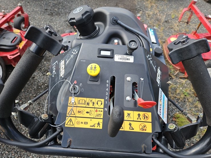 exmark-turf-tracer-walk-behind-mower-image-7
