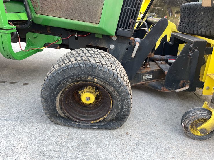 john-deere-445-image-12
