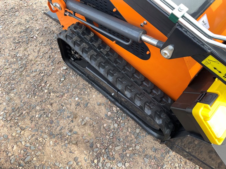 #9084-•-unused-2025-landhero-mini-skid-steer-loader-image-6