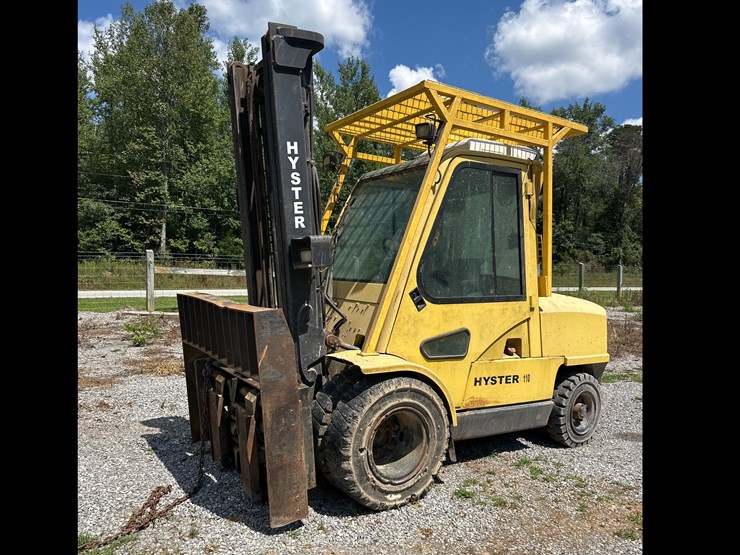 #126-•-hyster-110-forklift-(inoperable)-image-2