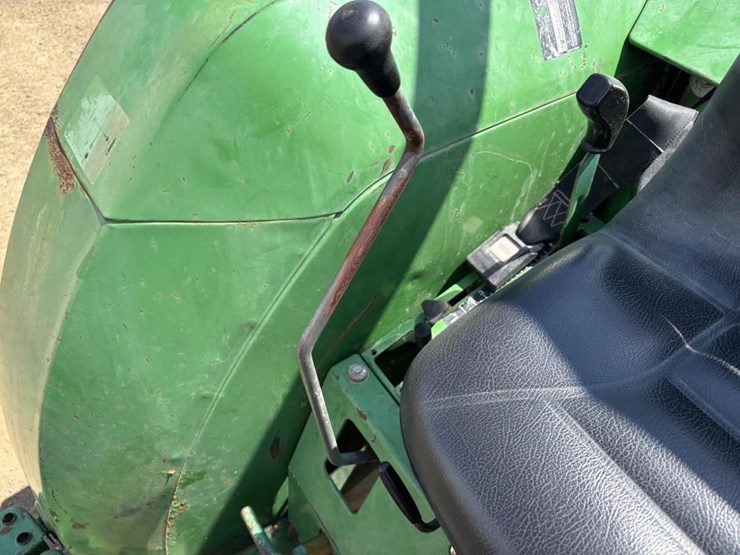 2008-john-deere-4005-image-30