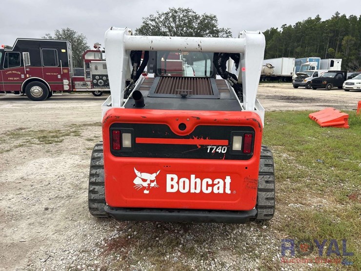 2020-bobcat-t740-image-20