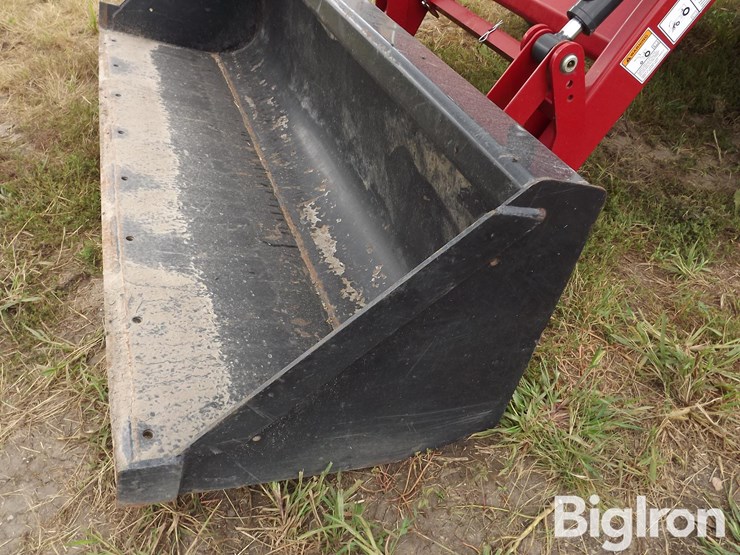 2021-case-ih-farmall-55c-image-11