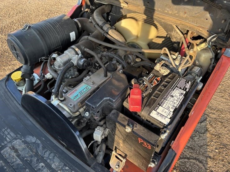 2019-toyota-8fgcu15-image-26