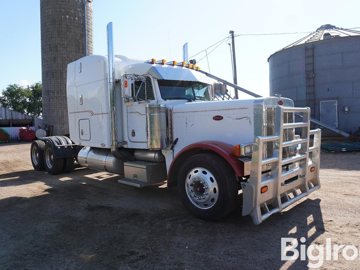2003-peterbilt-379-image-3