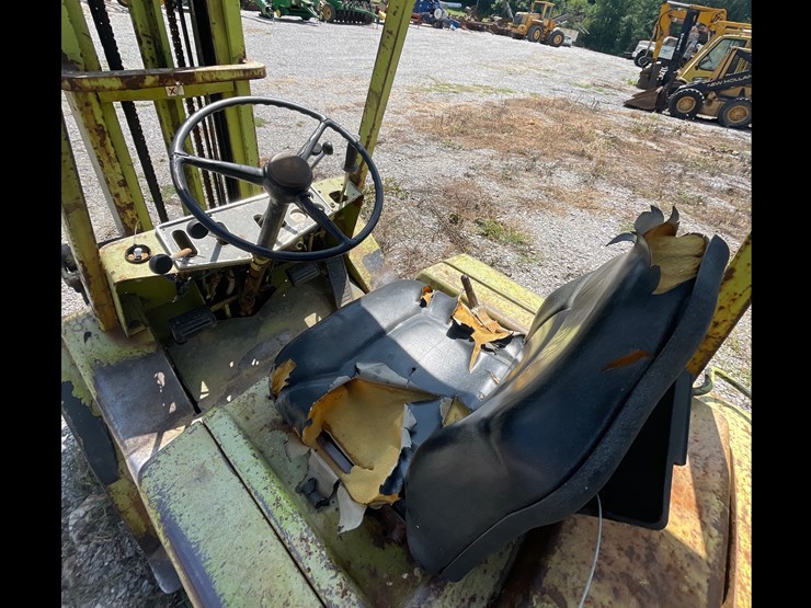 #119-•-clark-cy500-forklift-image-5