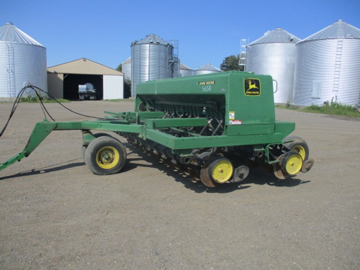 john-deere-750-image-7
