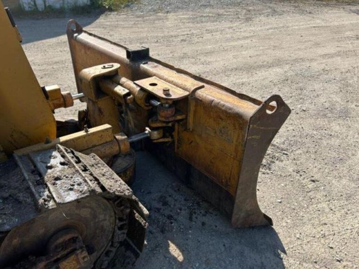 1990-caterpillar-d3c-image-21