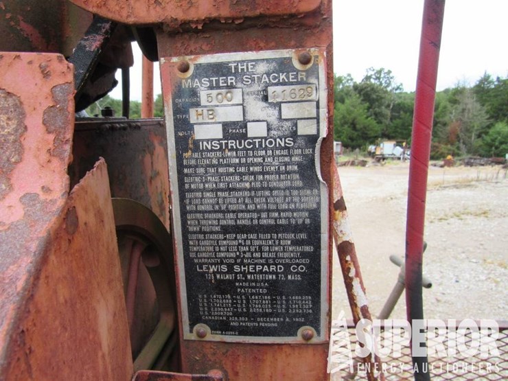 1932-master-stacker-hb-500#-capacity-elec-manlift,-image-3