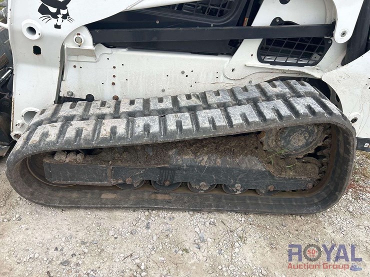 2020-bobcat-t740-image-14