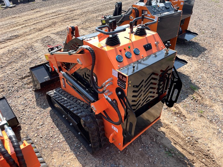 #9287-•-unused-2025-landhero-mini-skid-steer-loader-image-2