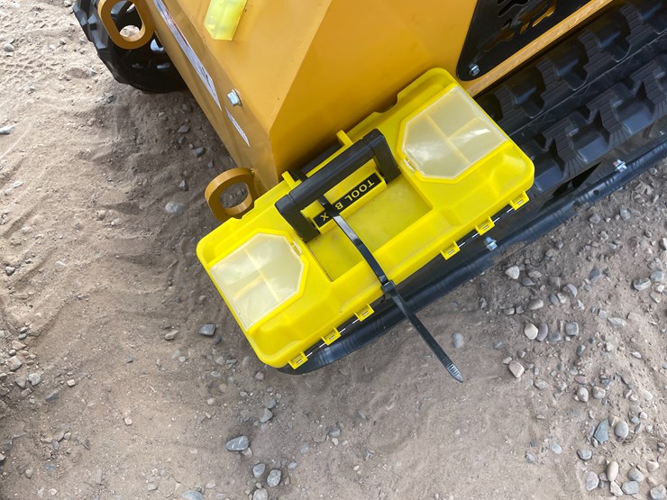 #9464-•-unused-2025-agt-compact-track-loader-image-6