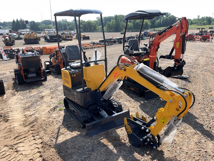 #9292-•-unused-2025-landhero-mini-excavator-image-2