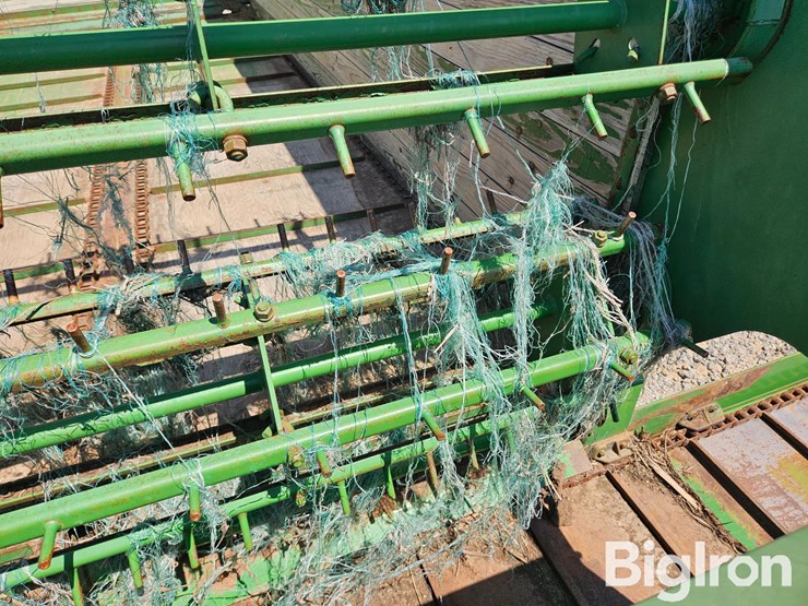 john-deere-125-image-19