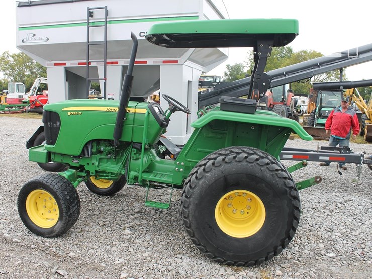 john-deere-5055d-image-2