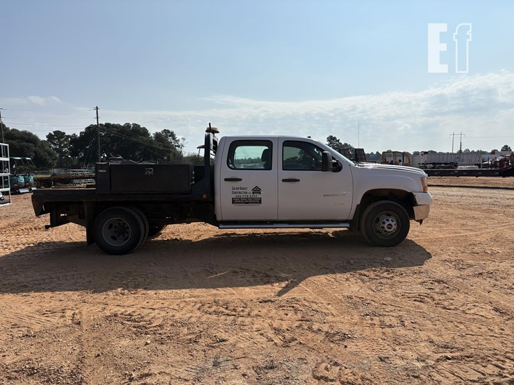 2013-gmc-sierra-3500-image-4